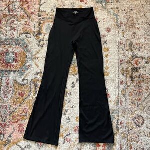 Lounge Varsity Crossover Flared Leggings, Petite M